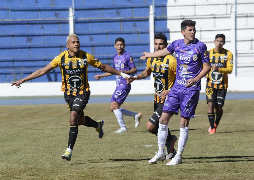 Dura derrota de Real Potosi en casa ante The Strongest, el Lila desarrollo un juego pobre