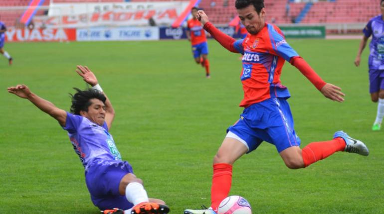 Real logra valioso empate en su visita a Universitario