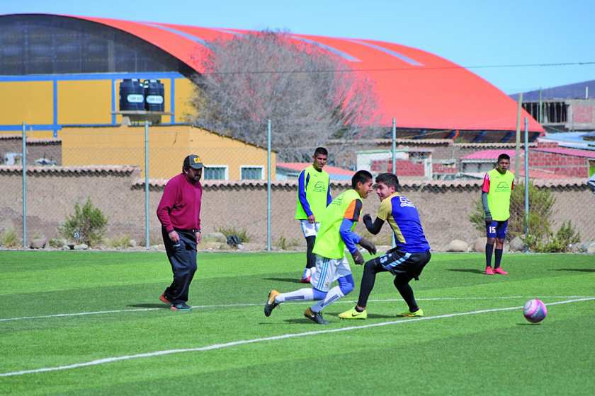 Apaza se enfoca en la defensa y definición de Real Potosí
