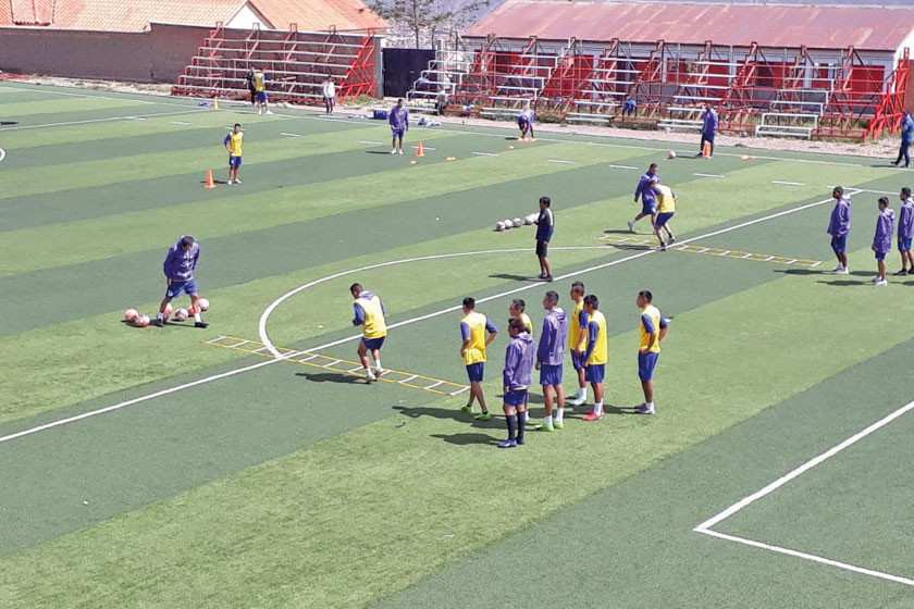 Real Potosi Se prepara para enfrentar a Royal Pari