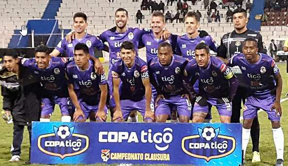 Real le ganó a Royal Pari y escala en la tabla